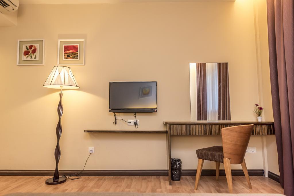 Little Gaya Hotel Кота Кинабалу Екстериор снимка