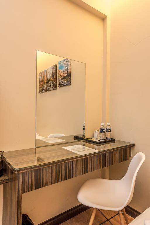 Little Gaya Hotel Кота Кинабалу Екстериор снимка