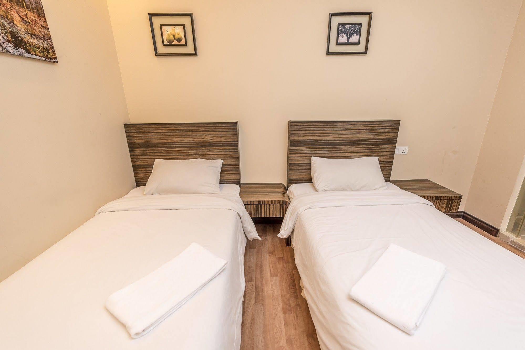 Little Gaya Hotel Кота Кинабалу Екстериор снимка