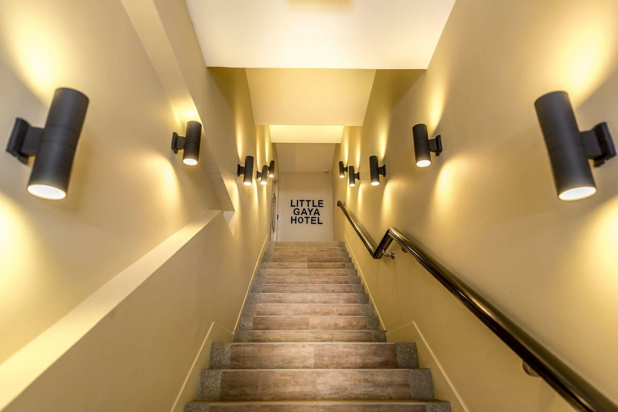 Little Gaya Hotel Кота Кинабалу Екстериор снимка